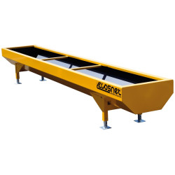 Reinforced 3 x 0.60 m painted feed trough