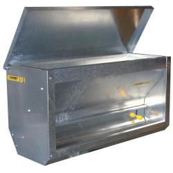 220 l calf feeder to hang on a fence