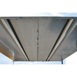 Reinforcement for the bottom of a single metal hay rack