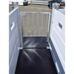 Barred rear gates for HYGIENE PRO SM calf pen