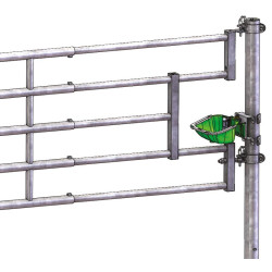 5-rail front end with drinker opening for stall barrier