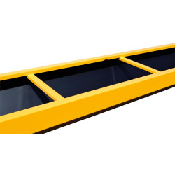 Reinforced 3 x 0.60 m painted feed trough Reinforced 3 x 0.60 m painted feed trough