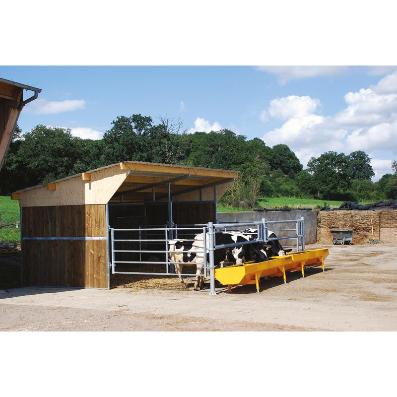 Reinforced 3 x 0.60 m painted feed trough Reinforced 3 x 0.60 m painted feed trough