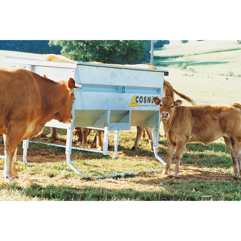 Scalable 2 m feeder - 750 l Scalable 2 m feeder - 750 l