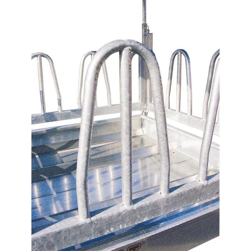 RTF tombstone hay rack