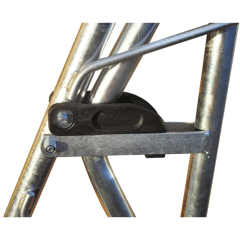 RTC II self-locking yoke hay rack RTC II self-locking yoke hay rack