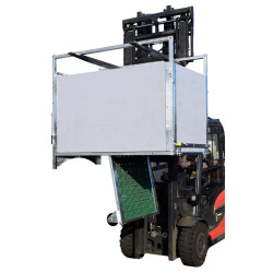 HYGIENE PRO - HDPE wheeled calf box - Model Single HYGIENE PRO - HDPE wheeled calf box - Model Single
