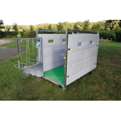 HYGIENE PRO - HDPE wheeled calf box - Model Single HYGIENE PRO - HDPE wheeled calf box - Model Single