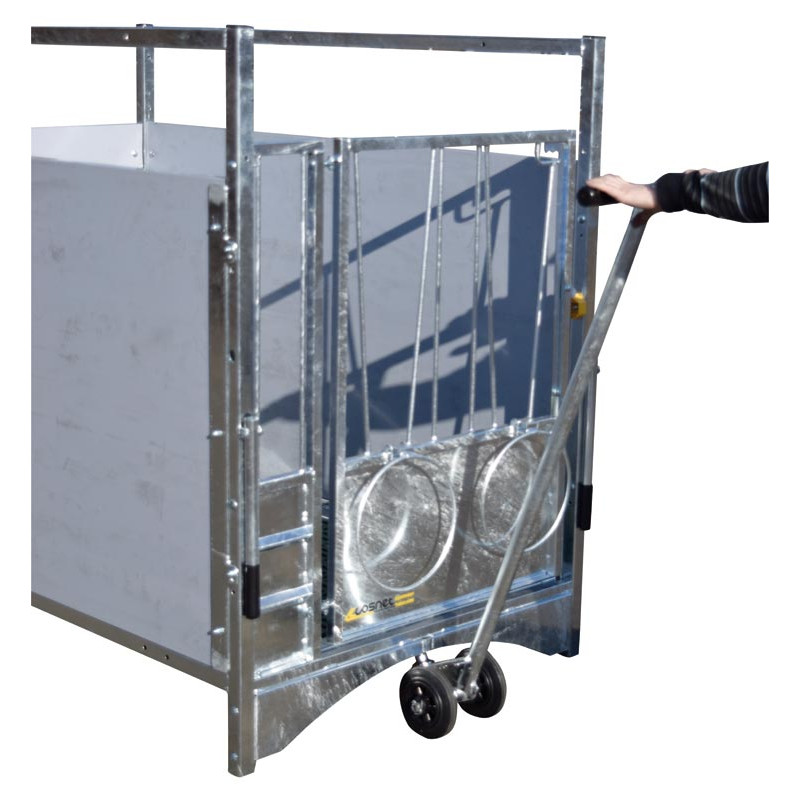 Swivel trolley to move wheeled boxes Swivel trolley to move wheeled boxes