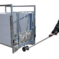 Swivel trolley to move wheeled boxes Swivel trolley to move wheeled boxes