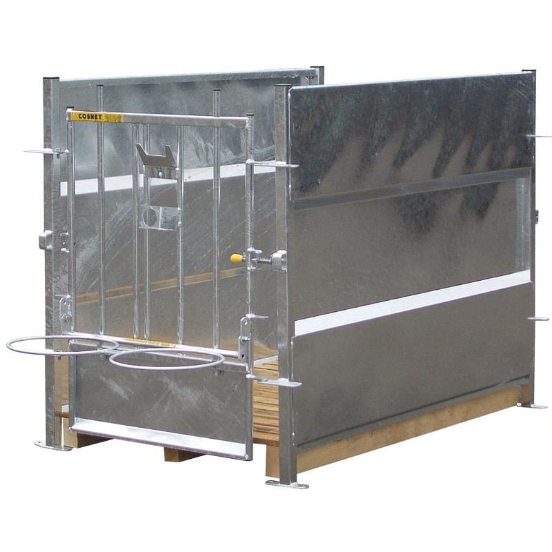 Metal nursery pen partition with metal sheet
