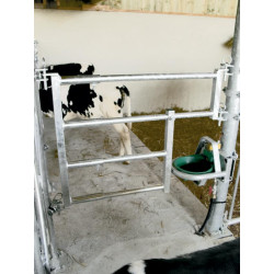 Extendable gate with drinker opening Length 0.85 to 1.20 m Extendable gate with drinker opening Length 0.85 to 1.20 m