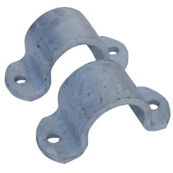 Omega bracket to fasten self-supported cubicle dividers to the floor