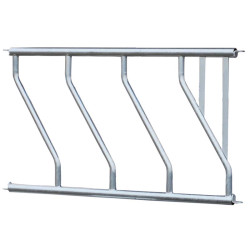 Diagonal gate panel for RTO hay rack