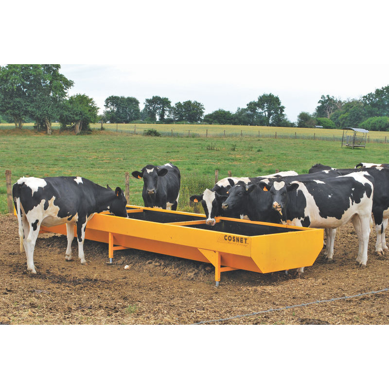 Deep width 5 x 1 m reinforced painted feed trough Deep width 5 x 1 m reinforced painted feed trough