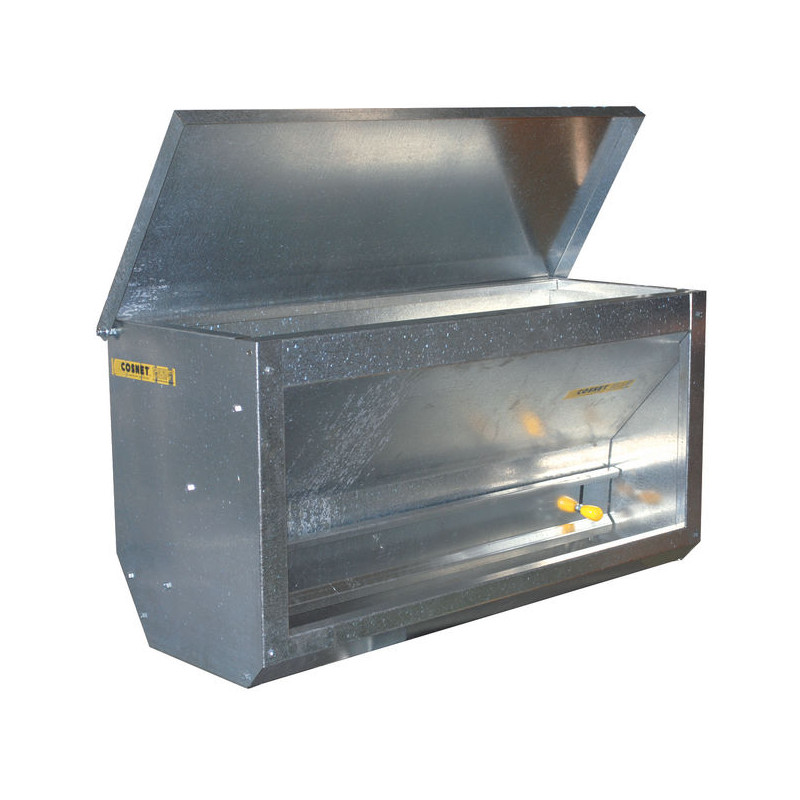 220 l calf feeder to hang on a fence