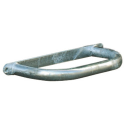 Wall spacer for stall