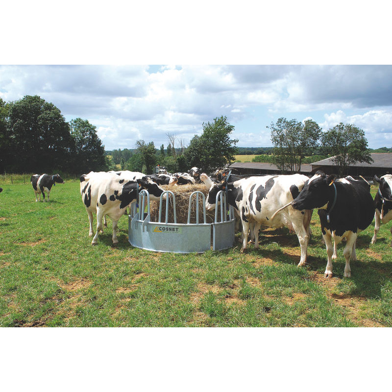 Round RC hay rack Round RC hay rack