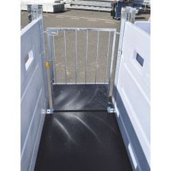 Barred rear gates for HYGIENE PRO SM calf pen