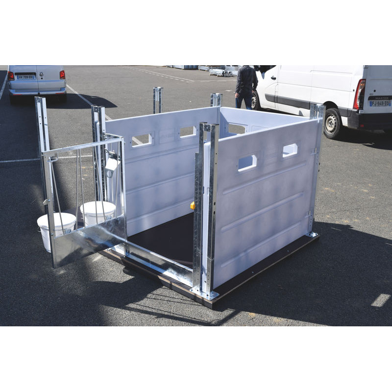 HYGIENE PRO LM calf pen with movable PE partitions