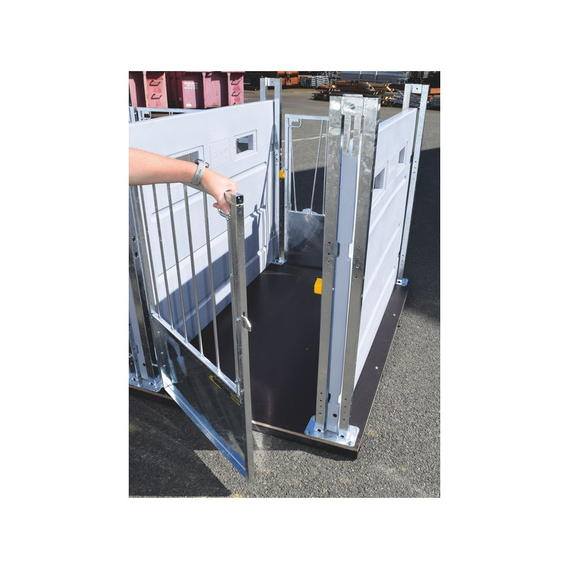 Barred rear gates for HYGIENE PRO LM calf pen