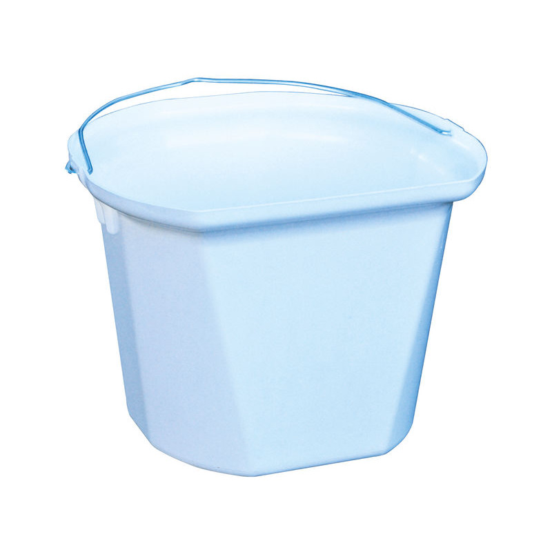 Graduated flat edge bucket