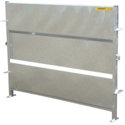 Metal nursery pen partition with metal sheet
