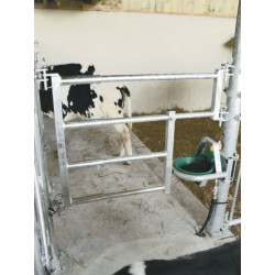 Extendable gate with drinker opening Length 0.85 to 1.20 m