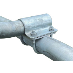 Reinforced bracket for wither bar mounting