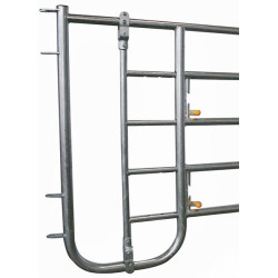 5-rail front end with man/calf passage gate H. 1.15 m 5-rail front end with man/calf passage gate H. 1.15 m