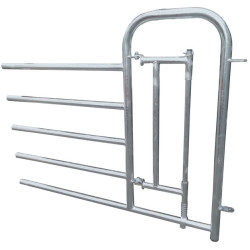 5-rail front end with man passage gate for stall barrier H. 1.15 m 5-rail front end with man passage gate for stall barrier H. 1.15 m