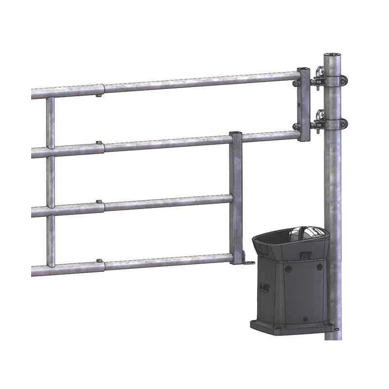 4-rail front end with drinker opening for stall barrier 4-rail front end with drinker opening for stall barrier