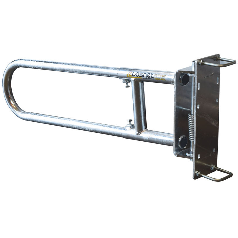 Extendable 2-rails anti-backing gate for animal opening or corridor