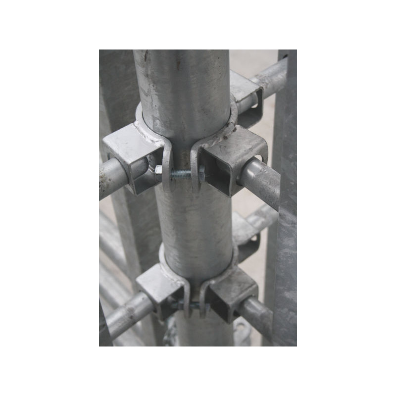 Ø 102 mm standard 1/2 bracket for 2 bolts in the axis Ø 102 mm standard 1/2 bracket for 2 bolts in the axis